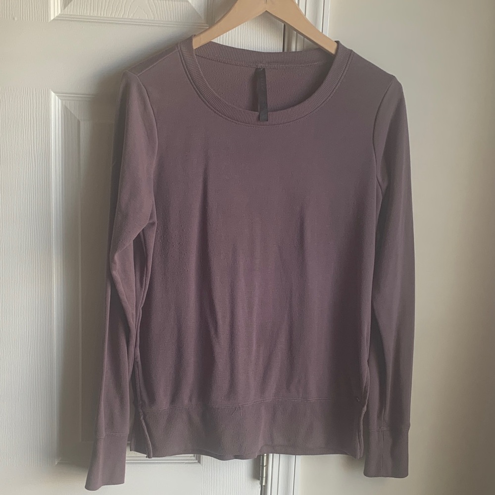 GAIAM Women's Mauve Long Sleeve Top
